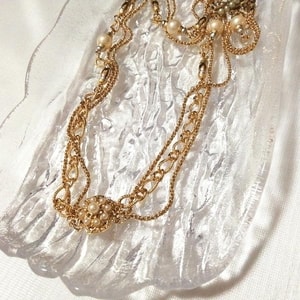 Gold chain flower necklace pendant choker / jewelry, ladies accessories & necklaces, pendants & others