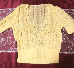 黄色ポンチョ型編みレース羽織カーディガン Yellow poncho shaped knit lace cardigan, レディースファッション&カーディガン&Mサイズ