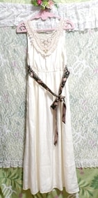 白フローラルホワイト綺麗腰紐ロングマキシワンピースドレス Floral white long maxi onepiece dress with beautiful waist band