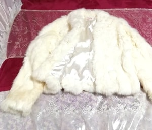 RYOKO KIKUCHI 100％短大衣外套白色兔子毛皮100％短大衣外套
