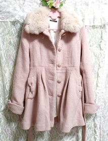 Lindo abrigo largo / exterior de piel de conejo blanco rosa femenino