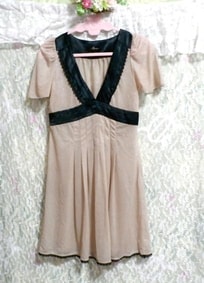 Túnica / tops, túnica y mangas cortas y tamaño mediano con cuello en V transparente de color lino negro