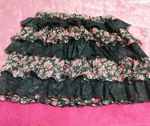 黒レースと花柄シフォン段フリルミニスカート Black lace flower pattern chiffon frill mini skirt