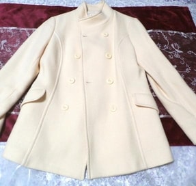 Abrigo corto simple de pelo blanco floral, abrigo y abrigo en general y talla M