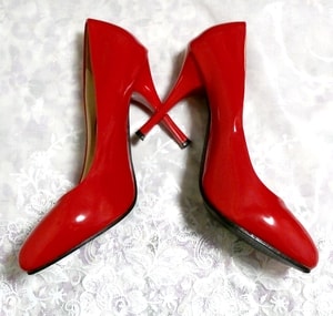 أحمر 3.93 في أحذية نسائية / حذاء بكعب عالي أحمر 3.93 في أحذية نسائية / حذاء بكعب عالي