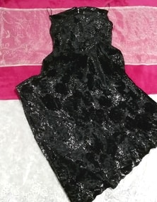 Japn黑色花卉刺绣吊带背心超长一件式连衣裙Made Japn黑色花卉刺绣吊带背心超长一件式连衣裙