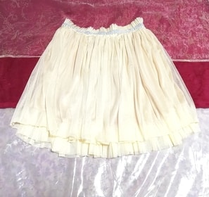 灰グレー光沢ベルト白フローラルホワイトチュールミニスカート Gray shiny belt white floral white tulle mini skirt