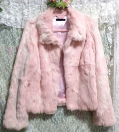 可愛いピンク桃色のラビット毛皮ファーコート裏地薄いピンク色/アウター Cute pink peach color rabbit fur coat lining thin pink/outer