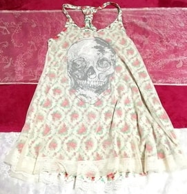 Unterhemd/Tunika/Oberteil/Kleid mit Totenkopf-Print und Blumenmuster, Mode, Frauenmode, Leibchen