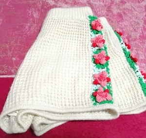 フローラルホワイトアイボリー花刺繍ニットキュロット Floral white ivory flowers embroidery knit culottes, レディースファッション&パンツ、スラックス&Mサイズ