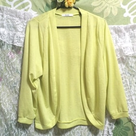 Yellow fluorescent color cardigan / sweater / knit / coat Yellow fluorescent color cardigan / sweater / knit / coat