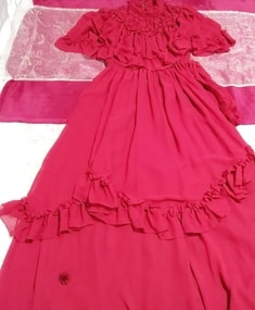 SIMONNE rot lila rosa rot Chiffon Rüschen Maxi einteiliges Kleid Lila rosa rot Chiffon Rüschen Maxi einteilig Kleid