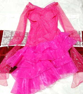 Rosa Nachthemd im Meerjungfrau-Stil mit Rüschen und langen Ärmeln, Mode, Frauenmode, Nachtwäsche, Pyjama