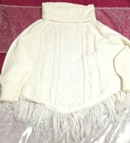 Weiße Rollkragen-Poncho-Strickoberteile mit langen Ärmeln und Fransen, stricken, Pullover, lange Ärmel, Größe m
