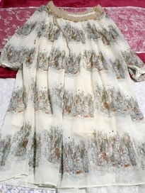 Maxi túnica de gasa con estampado de arte callejero en color lino / una pieza, túnica y manga corta y tamaño mediano
