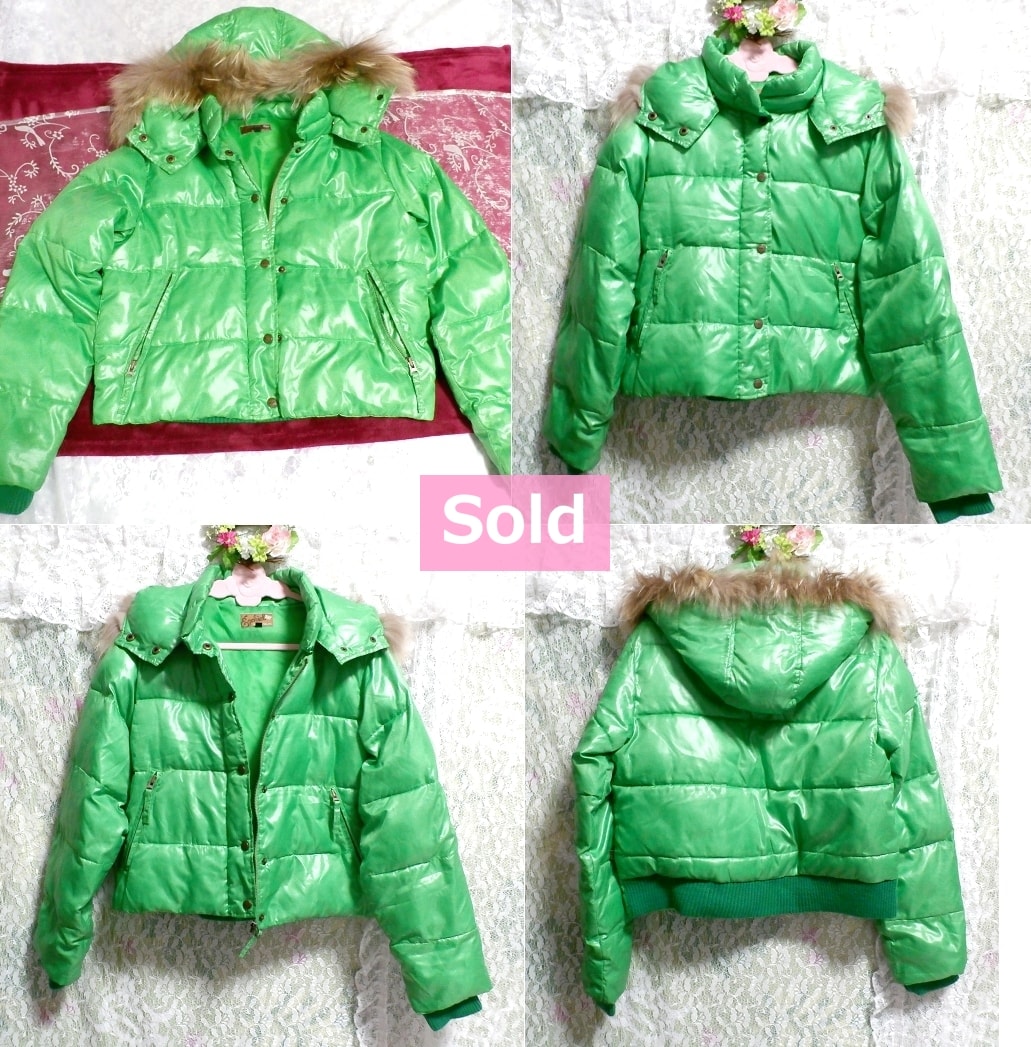Fluoreszierend grüne Daunenmantel-Oberbekleidung mit Kapuze aus Waschbärpelz, Mantel, Daunenmantel, Größe m
