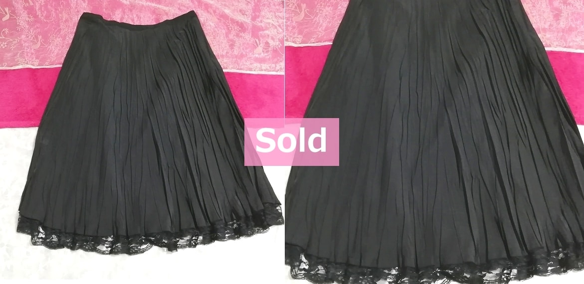 黑色薄薄纱裙，及膝裙和喇叭形裙，褶皱裙和中码