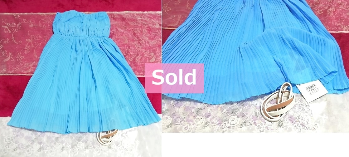 हल्के नीले रंग की ट्यूल स्कर्ट के साथ एक टुकड़ा सफेद बेल्ट अंगरखा कीमत 7, 000 येन टैग, अंगरखा और बिना आस्तीन का, बिना आस्तीन का और मध्यम आकार का