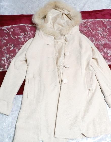 Lindo abrigo largo con capucha de piel de zorro rosa pálido / exterior, abrigo y piel, piel y zorro
