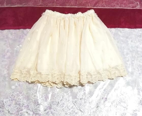 白フローラルホワイト可愛いフレアスカート White floral white cute flare skirt, ミニスカート&フレアースカート、ギャザースカート&Lサイズ