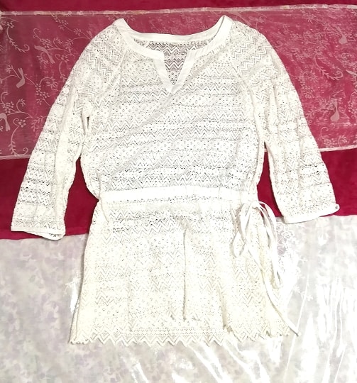White lace long sleeve tunic / tops / one piece