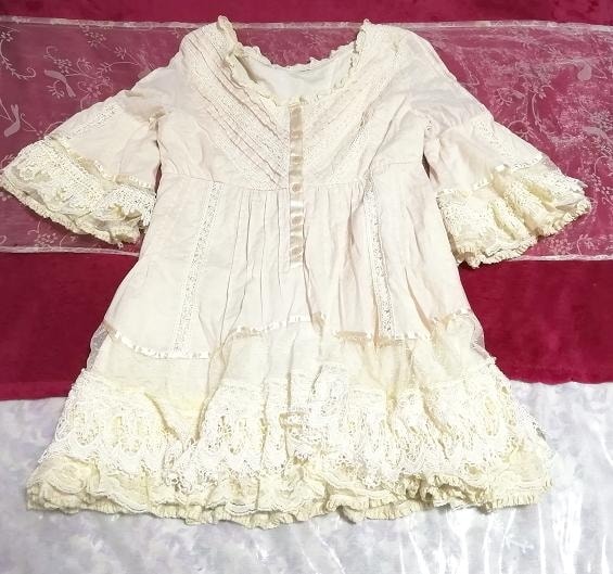 Floral white ruffle lace tunic / tops, tunic & short sleeves & medium size