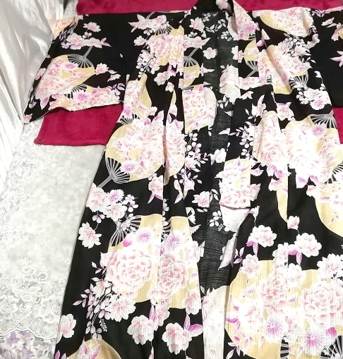 쿠로다 부채 벚꽃 무늬 유카타 일본 옷 기모노 겉옷 검은 사쿠라 꽃 무늬 유카타 일본 옷 기모노