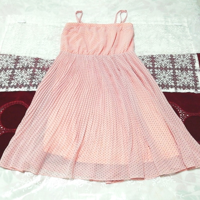فستان بيبي دول شيفون بولكا منقط باللون الوردي والأزياء والأزياء النسائية وبروتيل قصير