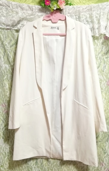 Manteau simple blanc / vêtements d'extérieur Manteau simple blanc / vêtements d'extérieur