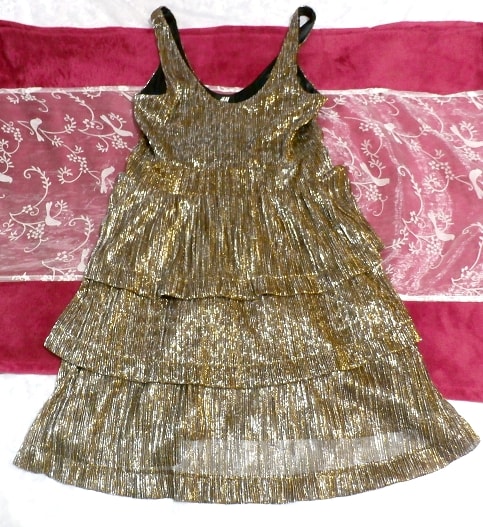 Golden sleeveless three steps sequins mini skirt one piece